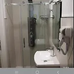 Cristalli Clinica Pc בית הארחה פיאצ'נצה