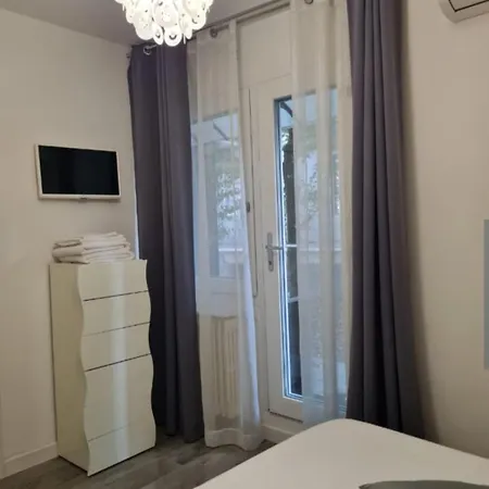 Penzion Cristalli Clinica Pc Piacenza