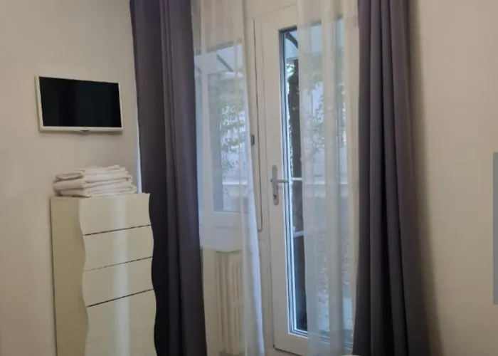 Vendégház Cristalli Clinica Pc Piacenza