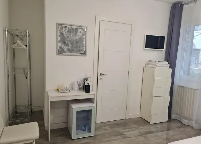 Πανσιόν Cristalli Clinica Pc 4*